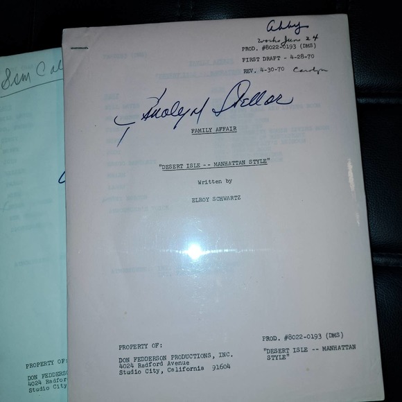 2 Well Preserved scripts from Family Affair -by Stanley Roberts & Elroy Schwartz - Picture 6 of 10